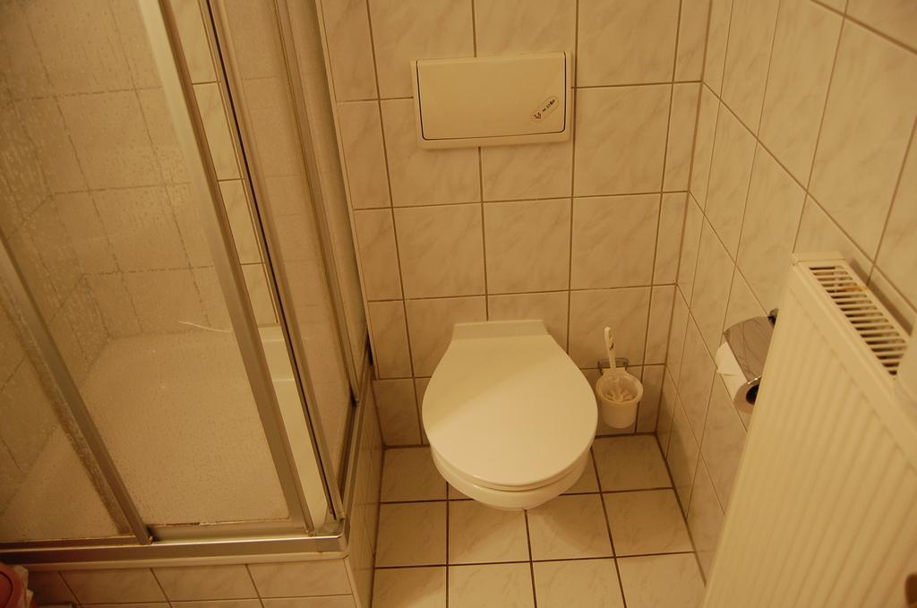 Hotel Jahnke Neubrandenburg Rum bild