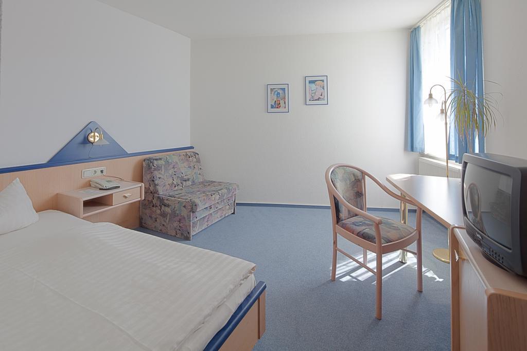 Hotel Jahnke Neubrandenburg Rum bild