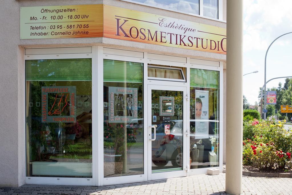 Hotel Jahnke Neubrandenburg Exteriör bild